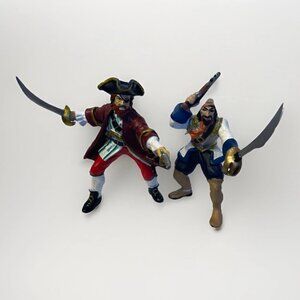 Lot of 2 2005 Papo Figure Red Barbarossa Pirate 39428 Spanish Conquistador 39427